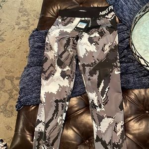 brand new nike leggings
